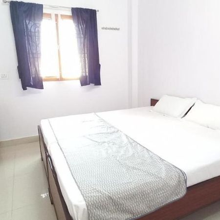 Grg Guest House Near Rani Ghat Varanasi Exterior photo
